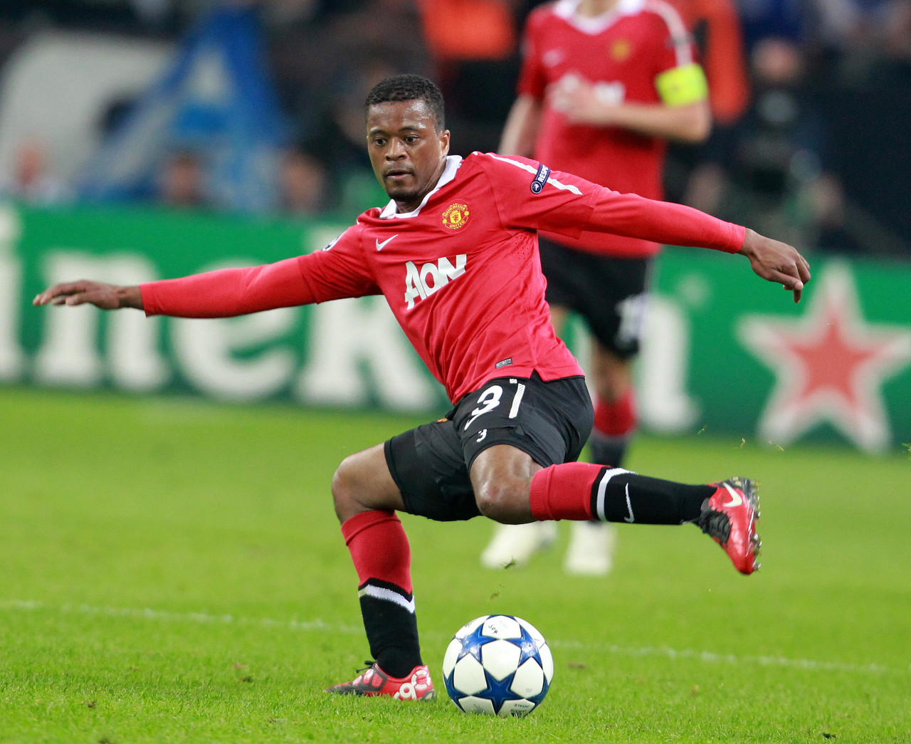 中绽放出新 中绽放出新