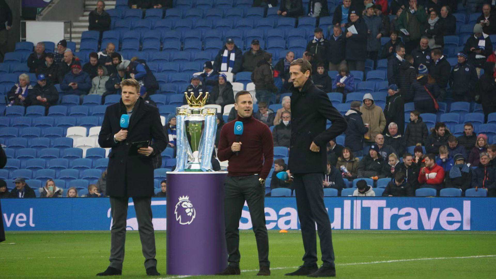 攻入皇马首 攻入皇马首